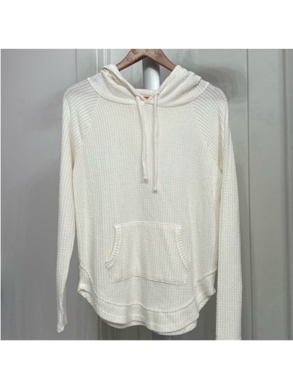 SO Ivory Waffle Knit Hoodie Sweater Sz M Soft Comfy Cozy
